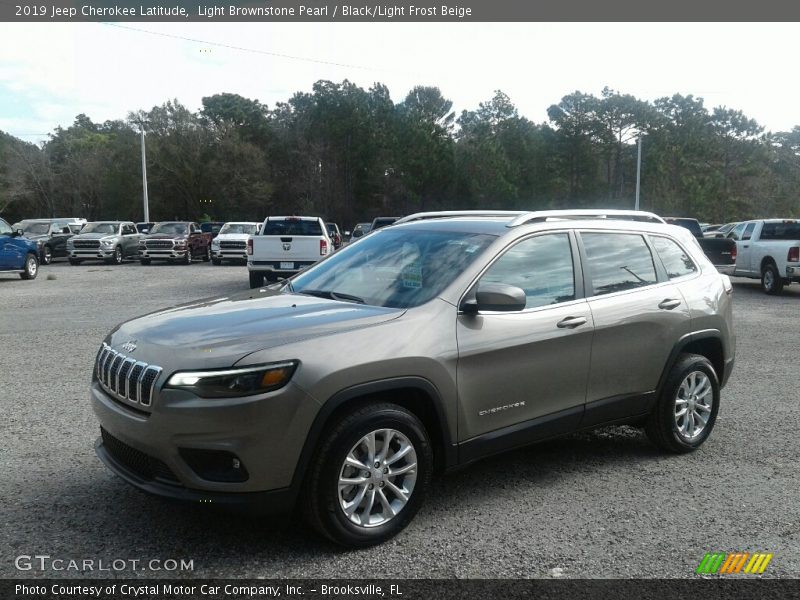 Light Brownstone Pearl / Black/Light Frost Beige 2019 Jeep Cherokee Latitude