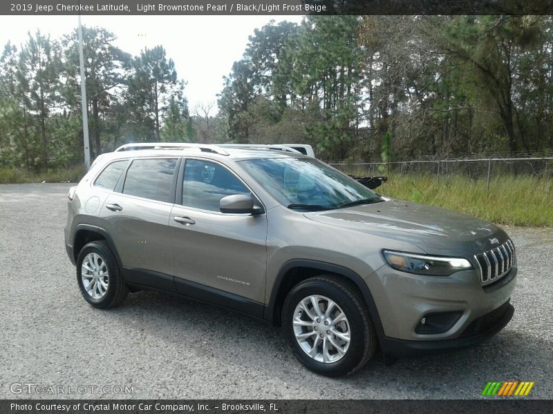 Light Brownstone Pearl / Black/Light Frost Beige 2019 Jeep Cherokee Latitude