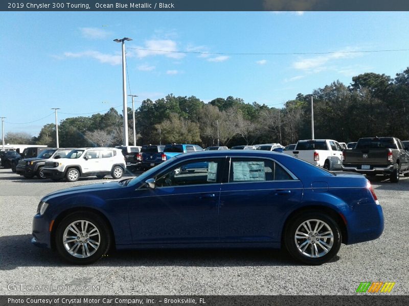 Ocean Blue Metallic / Black 2019 Chrysler 300 Touring