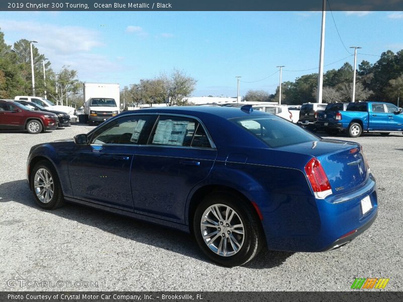 Ocean Blue Metallic / Black 2019 Chrysler 300 Touring