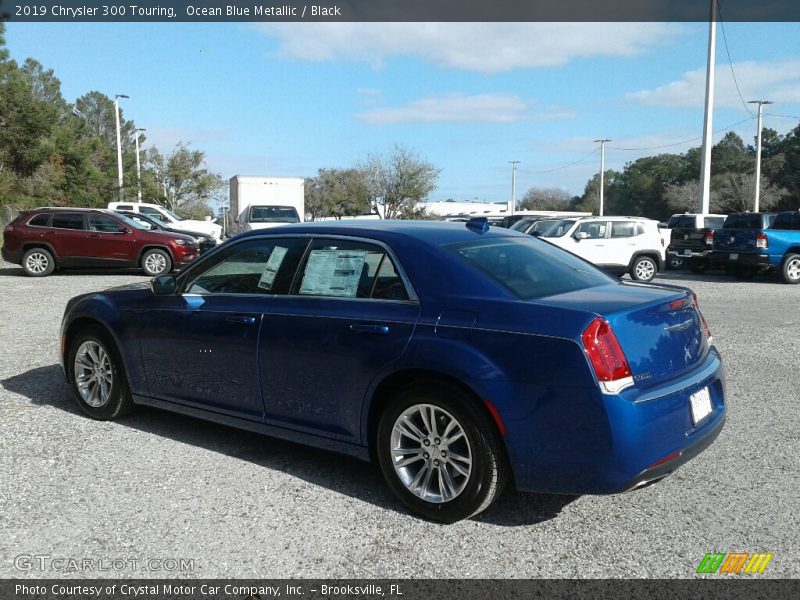 Ocean Blue Metallic / Black 2019 Chrysler 300 Touring
