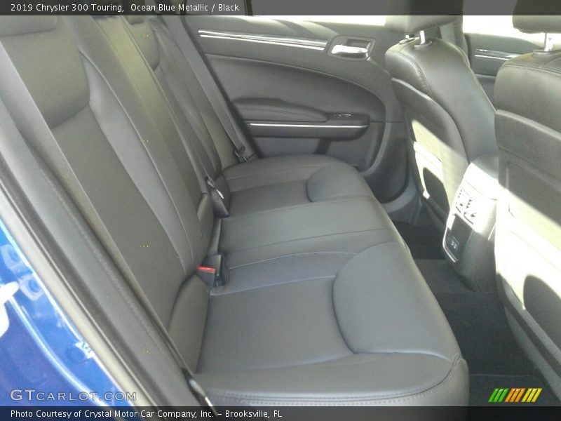 Ocean Blue Metallic / Black 2019 Chrysler 300 Touring