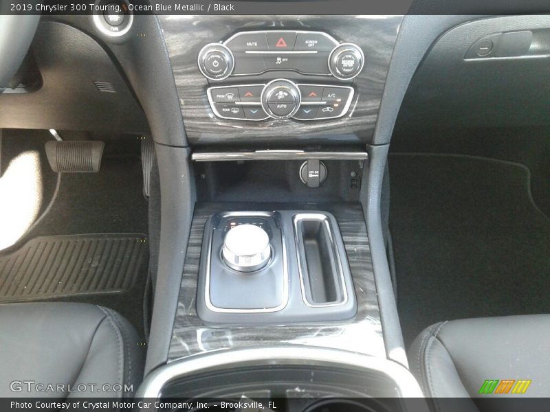 Ocean Blue Metallic / Black 2019 Chrysler 300 Touring