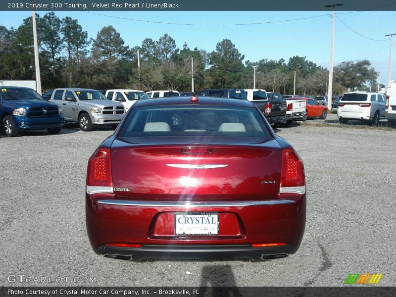 Velvet Red Pearl / Linen/Black 2019 Chrysler 300 Touring