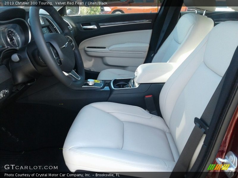 Velvet Red Pearl / Linen/Black 2019 Chrysler 300 Touring