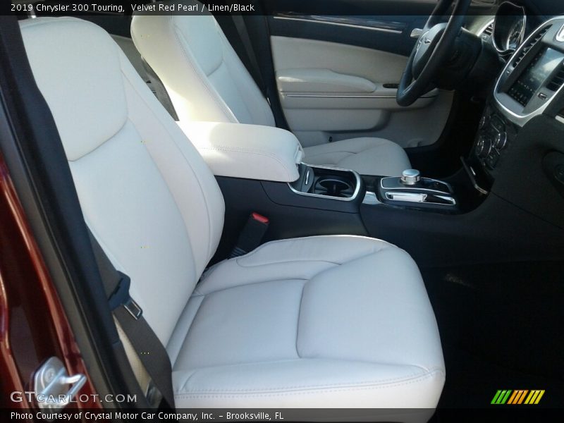 Velvet Red Pearl / Linen/Black 2019 Chrysler 300 Touring