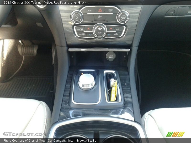 Velvet Red Pearl / Linen/Black 2019 Chrysler 300 Touring