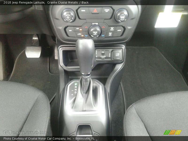 Granite Crystal Metallic / Black 2018 Jeep Renegade Latitude