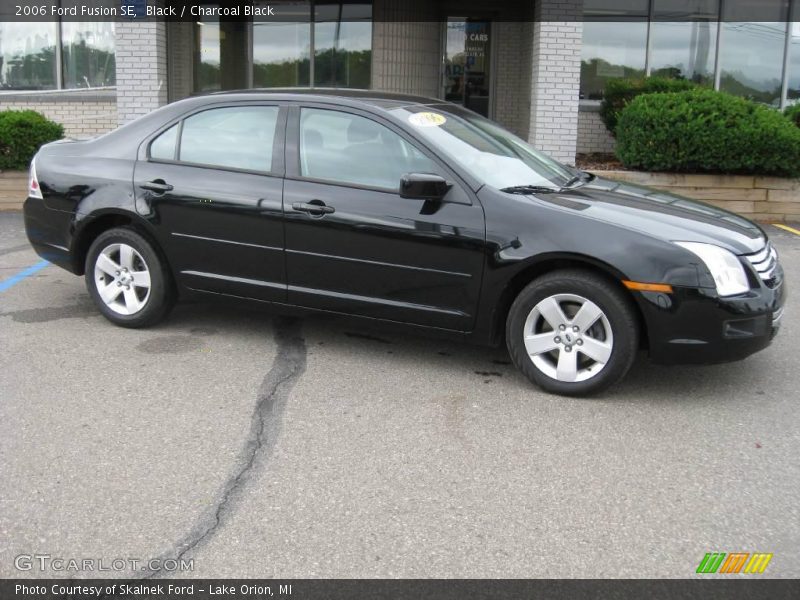 Black / Charcoal Black 2006 Ford Fusion SE