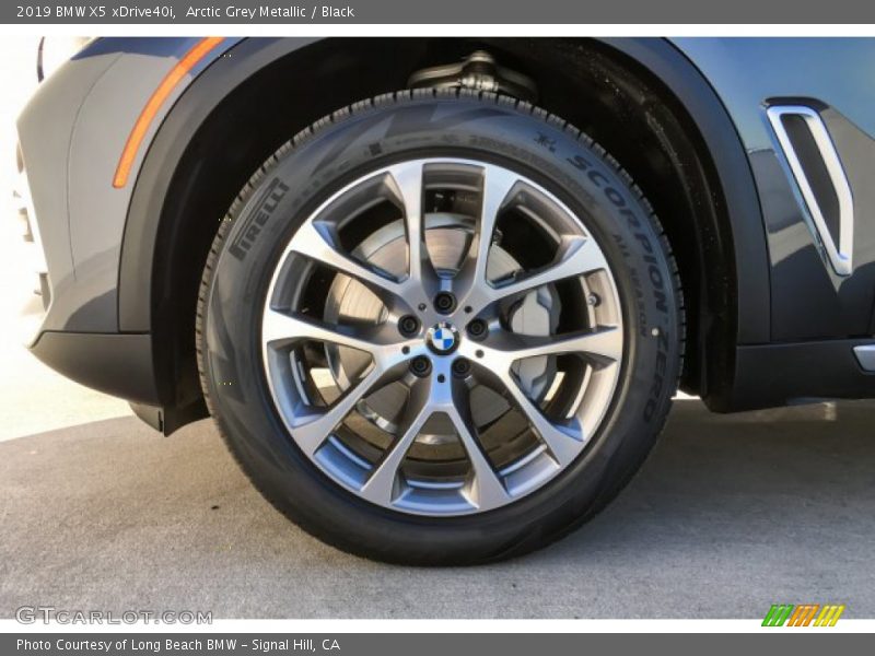 Arctic Grey Metallic / Black 2019 BMW X5 xDrive40i