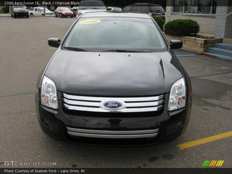 Black / Charcoal Black 2006 Ford Fusion SE