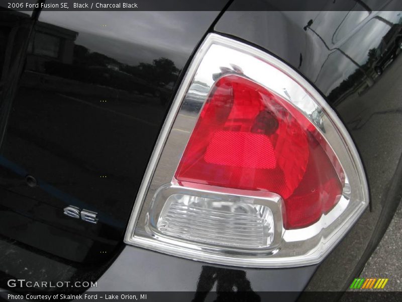 Black / Charcoal Black 2006 Ford Fusion SE