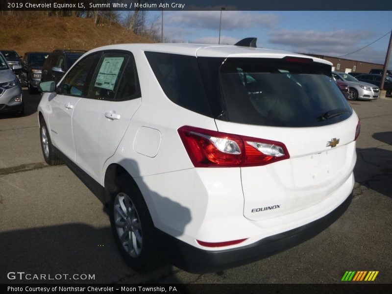 Summit White / Medium Ash Gray 2019 Chevrolet Equinox LS