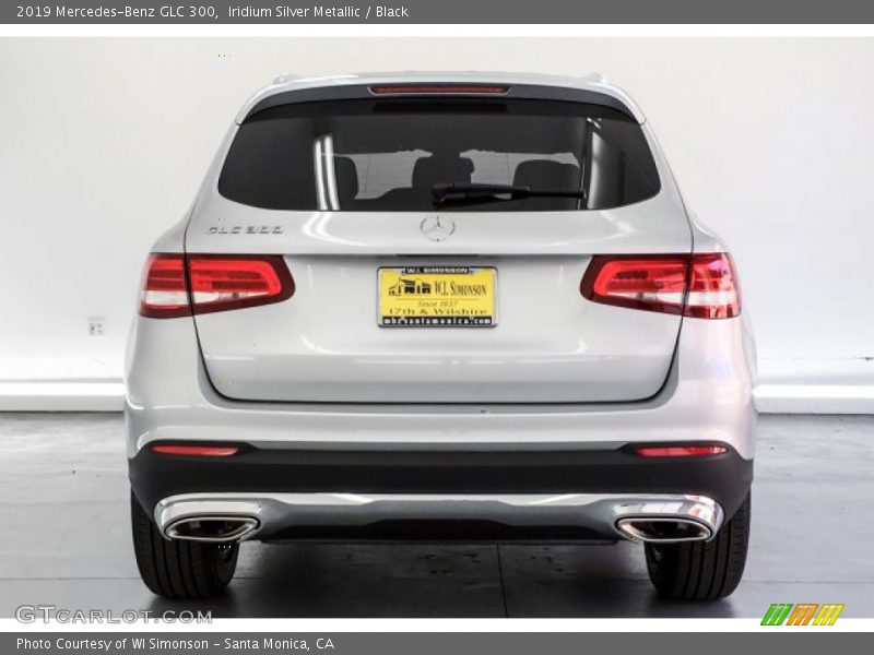 Iridium Silver Metallic / Black 2019 Mercedes-Benz GLC 300