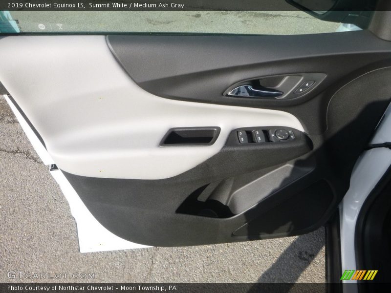 Summit White / Medium Ash Gray 2019 Chevrolet Equinox LS
