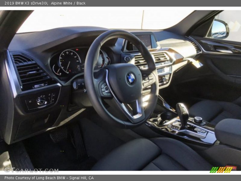 Alpine White / Black 2019 BMW X3 sDrive30i