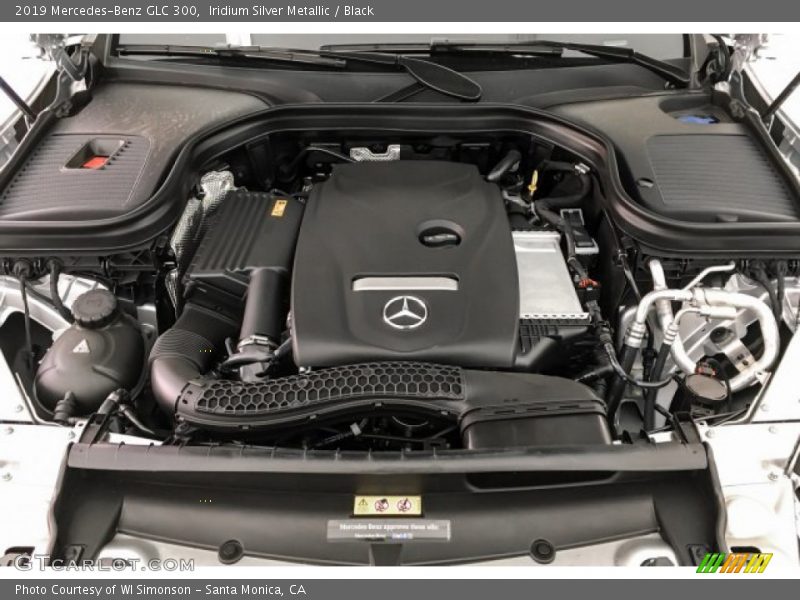 Iridium Silver Metallic / Black 2019 Mercedes-Benz GLC 300