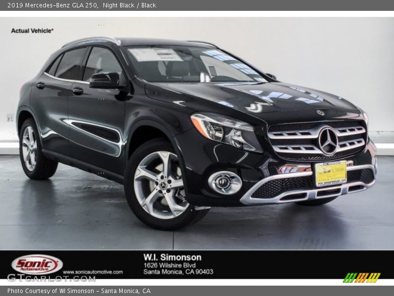 Night Black / Black 2019 Mercedes-Benz GLA 250