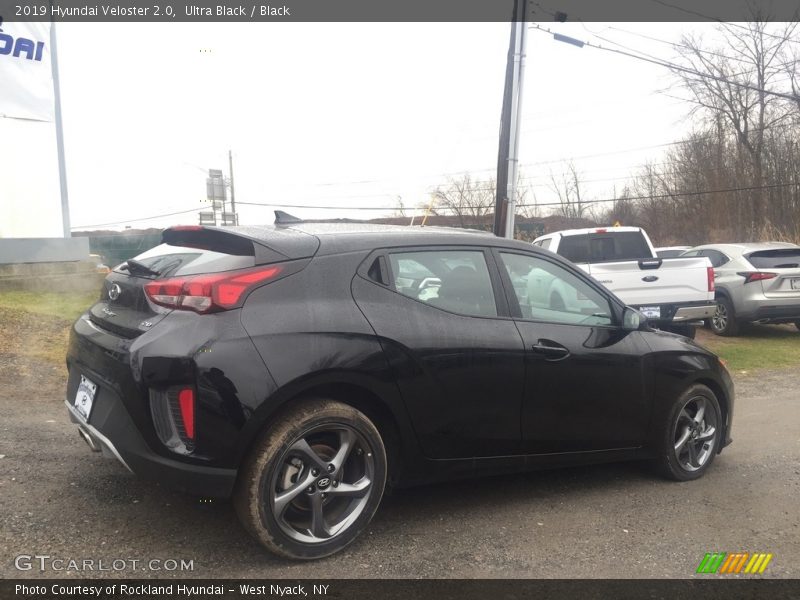 Ultra Black / Black 2019 Hyundai Veloster 2.0