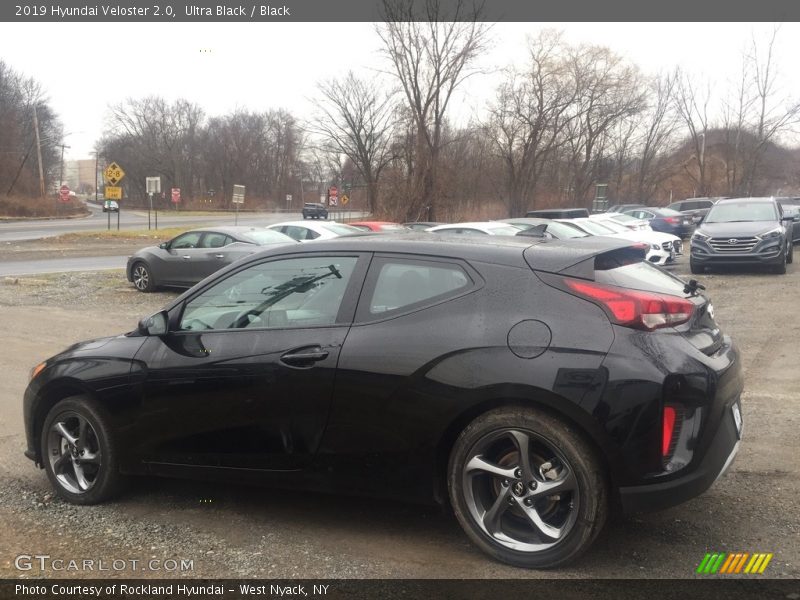 Ultra Black / Black 2019 Hyundai Veloster 2.0