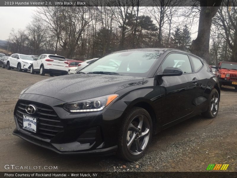 Ultra Black / Black 2019 Hyundai Veloster 2.0