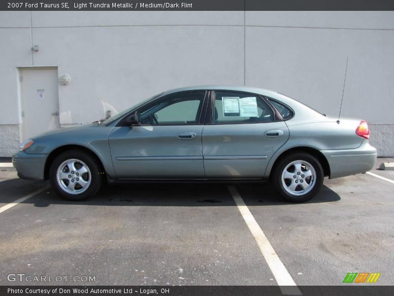 Light Tundra Metallic / Medium/Dark Flint 2007 Ford Taurus SE