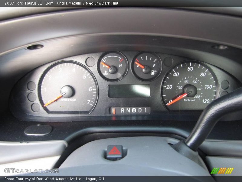 Light Tundra Metallic / Medium/Dark Flint 2007 Ford Taurus SE