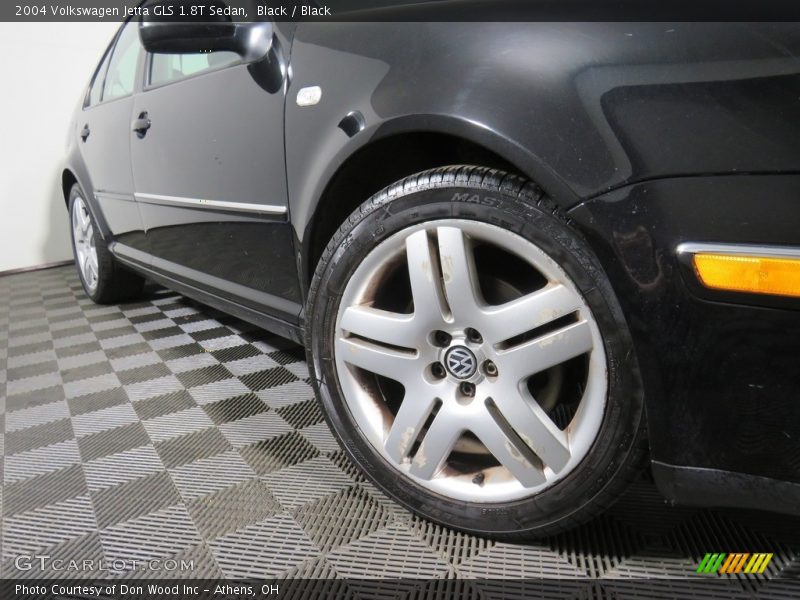 Black / Black 2004 Volkswagen Jetta GLS 1.8T Sedan