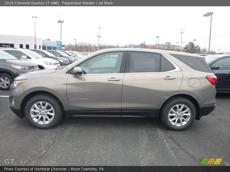 Pepperdust Metallic / Jet Black 2019 Chevrolet Equinox LT AWD