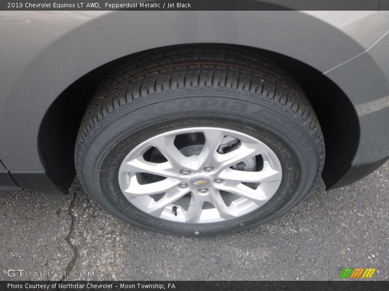 Pepperdust Metallic / Jet Black 2019 Chevrolet Equinox LT AWD