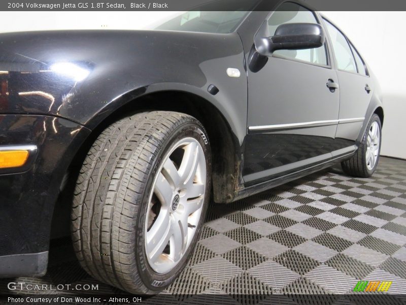 Black / Black 2004 Volkswagen Jetta GLS 1.8T Sedan