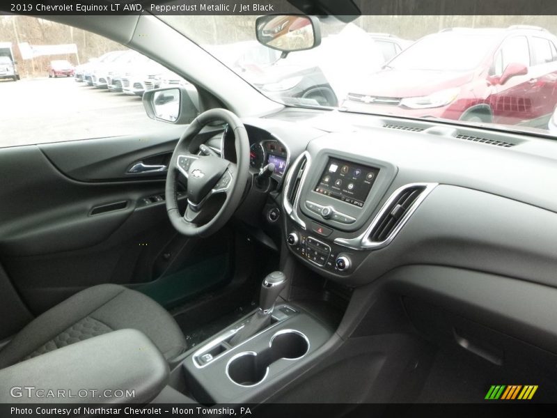 Pepperdust Metallic / Jet Black 2019 Chevrolet Equinox LT AWD