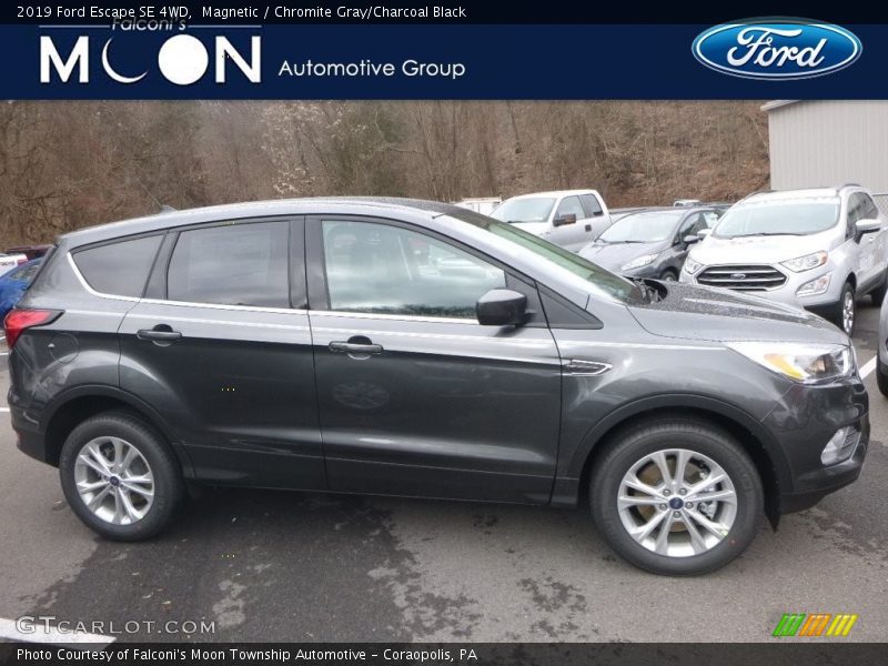 Magnetic / Chromite Gray/Charcoal Black 2019 Ford Escape SE 4WD