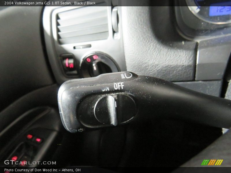 Black / Black 2004 Volkswagen Jetta GLS 1.8T Sedan
