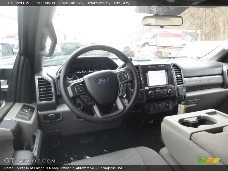 Oxford White / Earth Gray 2019 Ford F350 Super Duty XLT Crew Cab 4x4