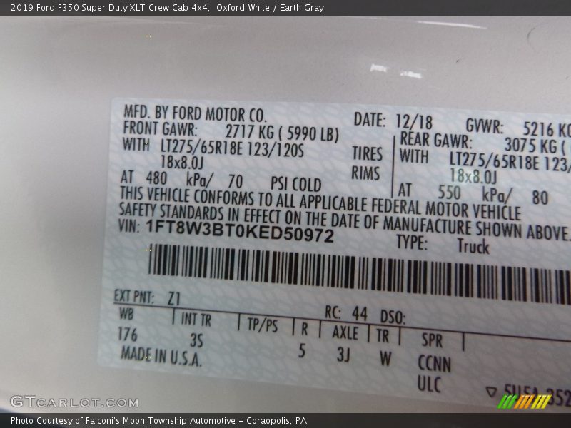 2019 F350 Super Duty XLT Crew Cab 4x4 Oxford White Color Code Z1