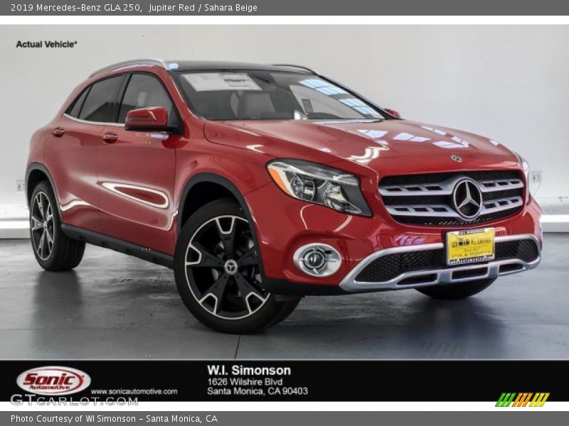 Jupiter Red / Sahara Beige 2019 Mercedes-Benz GLA 250