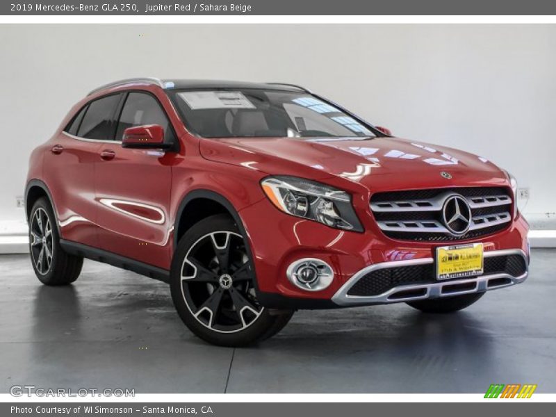 Jupiter Red / Sahara Beige 2019 Mercedes-Benz GLA 250