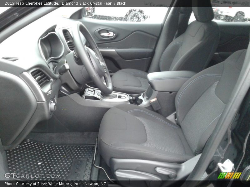 Diamond Black Crystal Pearl / Black 2019 Jeep Cherokee Latitude