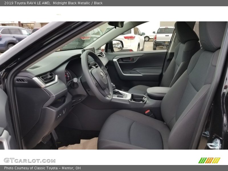 Midnight Black Metallic / Black 2019 Toyota RAV4 LE AWD