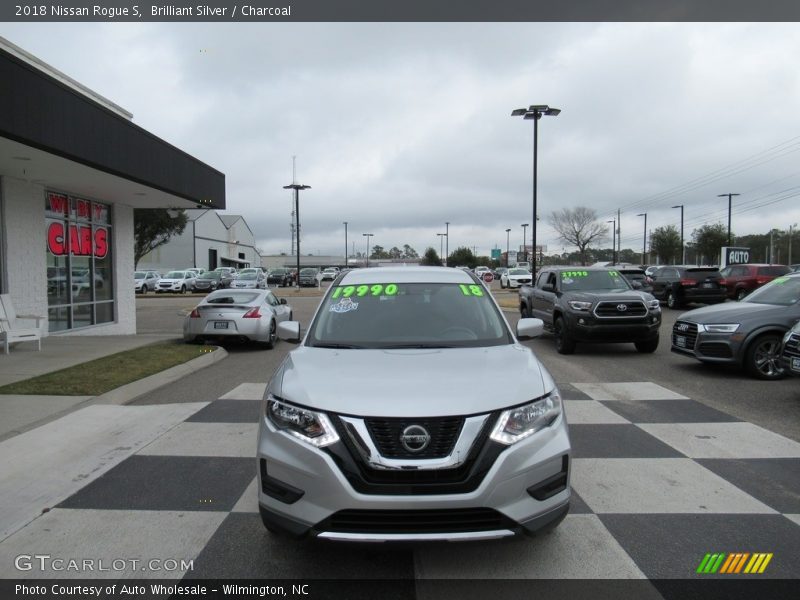 Brilliant Silver / Charcoal 2018 Nissan Rogue S