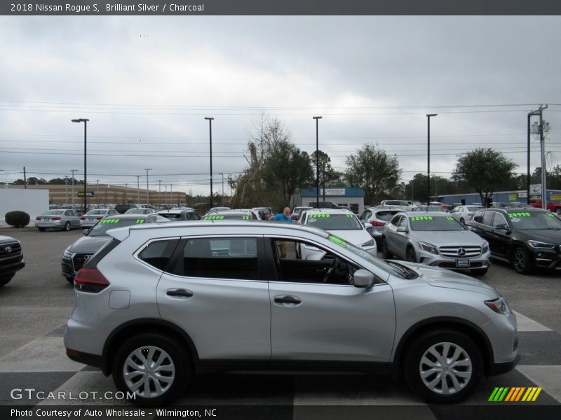 Brilliant Silver / Charcoal 2018 Nissan Rogue S