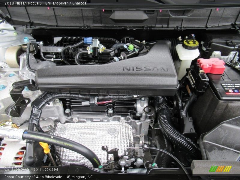 Brilliant Silver / Charcoal 2018 Nissan Rogue S