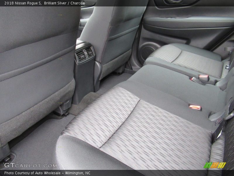 Brilliant Silver / Charcoal 2018 Nissan Rogue S