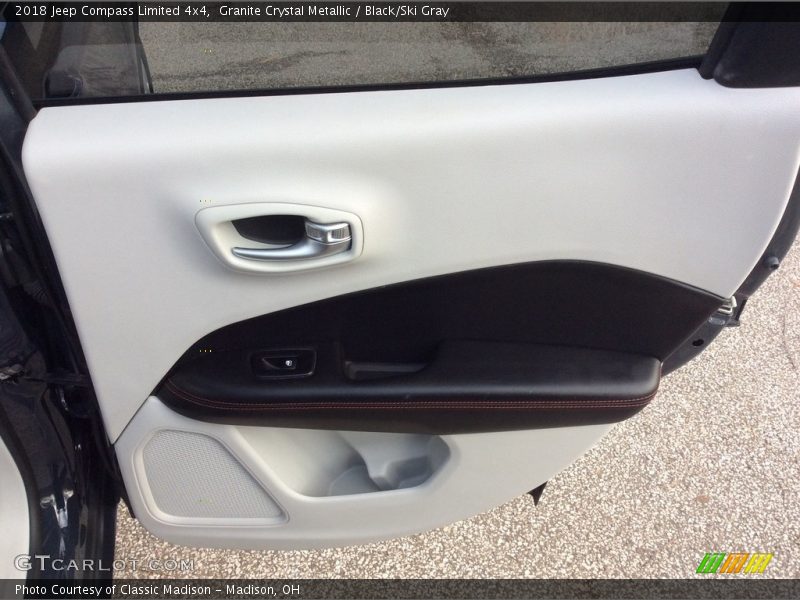 Granite Crystal Metallic / Black/Ski Gray 2018 Jeep Compass Limited 4x4