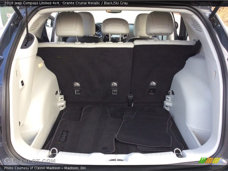 Granite Crystal Metallic / Black/Ski Gray 2018 Jeep Compass Limited 4x4