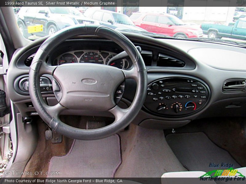 Silver Frost Metallic / Medium Graphite 1999 Ford Taurus SE
