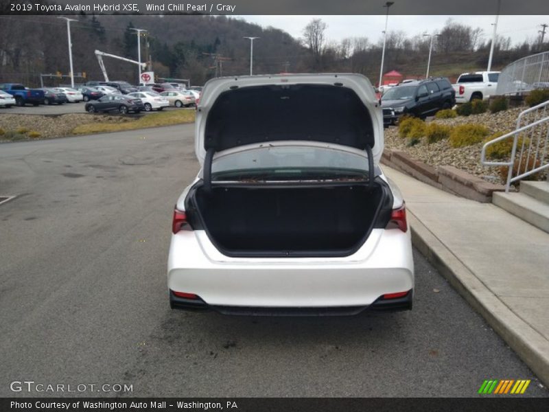 Wind Chill Pearl / Gray 2019 Toyota Avalon Hybrid XSE