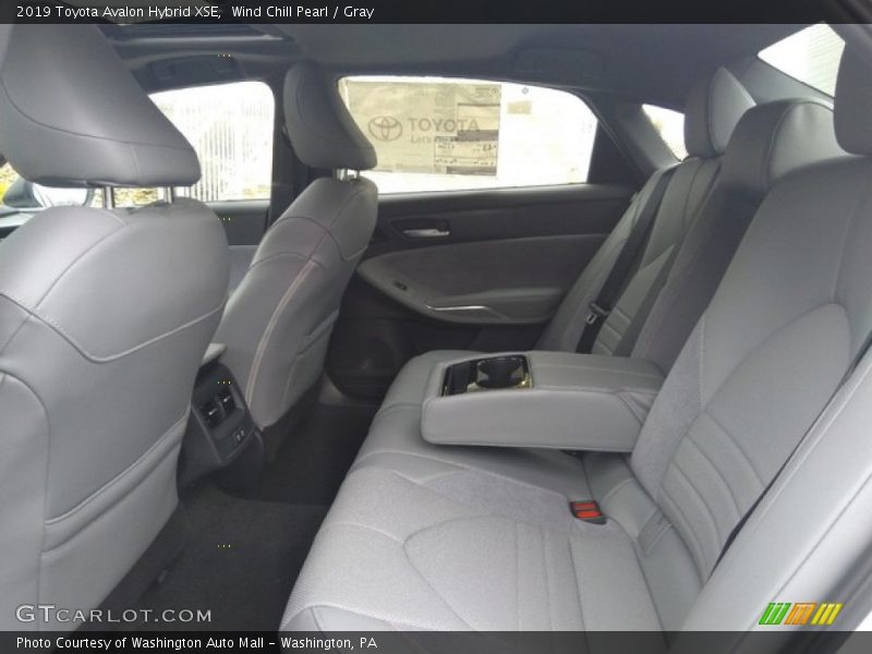 Wind Chill Pearl / Gray 2019 Toyota Avalon Hybrid XSE