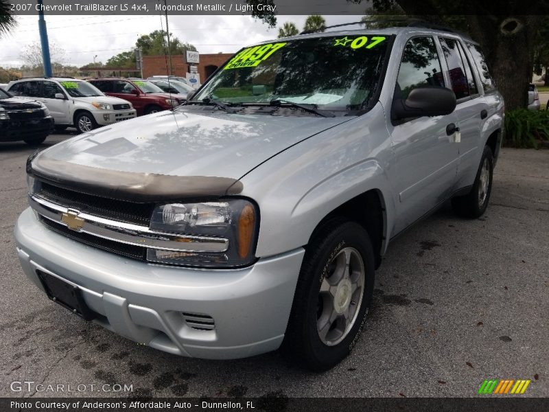 Moondust Metallic / Light Gray 2007 Chevrolet TrailBlazer LS 4x4